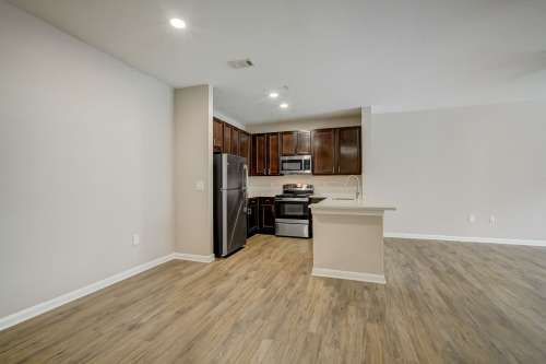 S Bed Las Brisas Apartment Homes 83